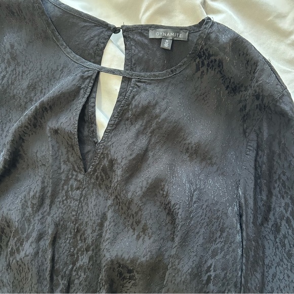 3 Nice Chic Tops - Picture 2 of 8